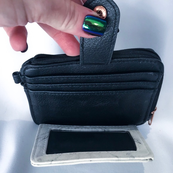 💎 2 FOR 10 ACCESSORY SALE! 💎 Mini Marble Wallet - Picture 2 of 3